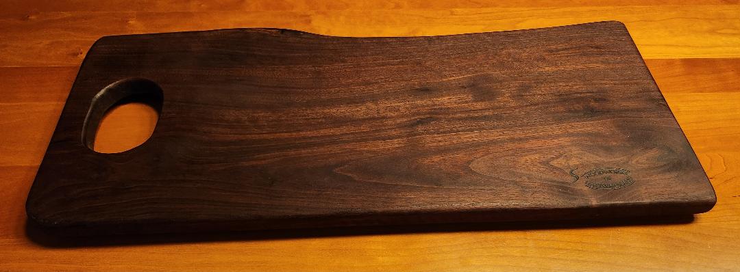 Live Edge Charcuterie/Cheese Board With Wide Handle (Black Walnut)