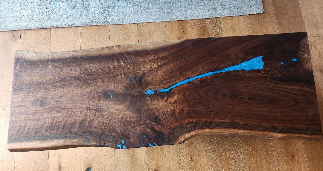 Live Edge  Coffee Table (Black Walnut)