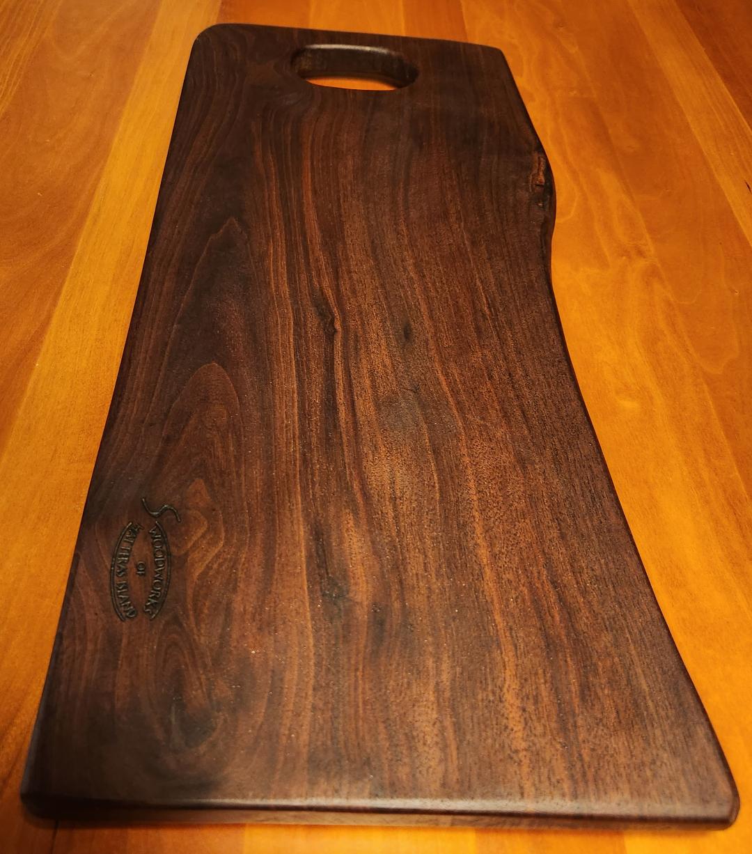 Live Edge Charcuterie/Cheese Board With Wide Handle (Black Walnut)