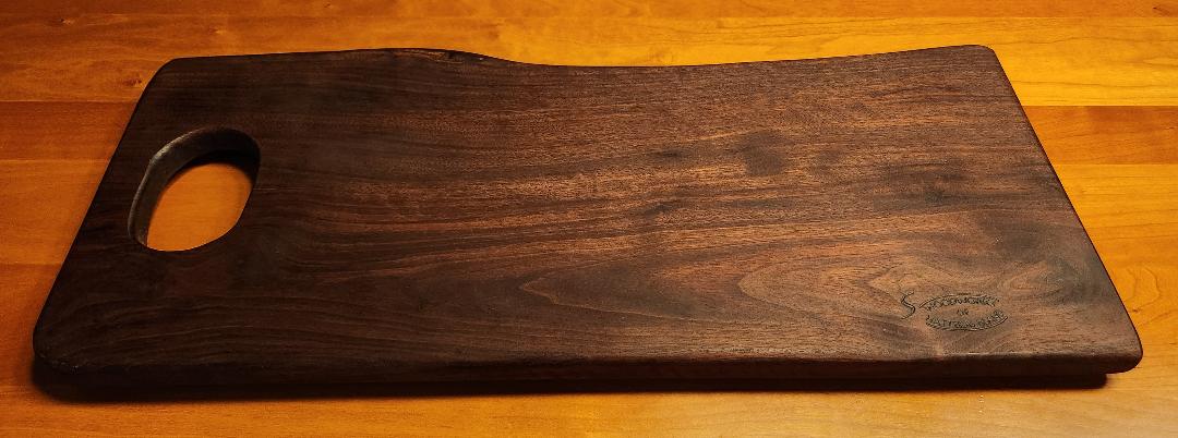 Live Edge Charcuterie/Cheese Board With Wide Handle (Black Walnut)