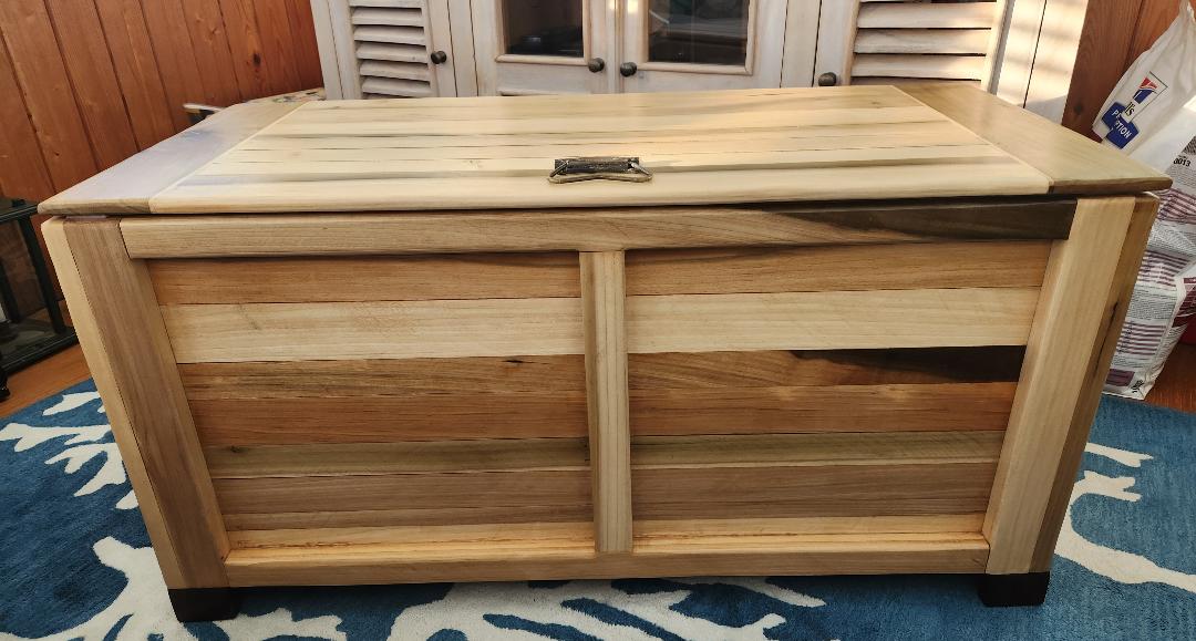 Wooden Storage Chest (Poplar Wood)