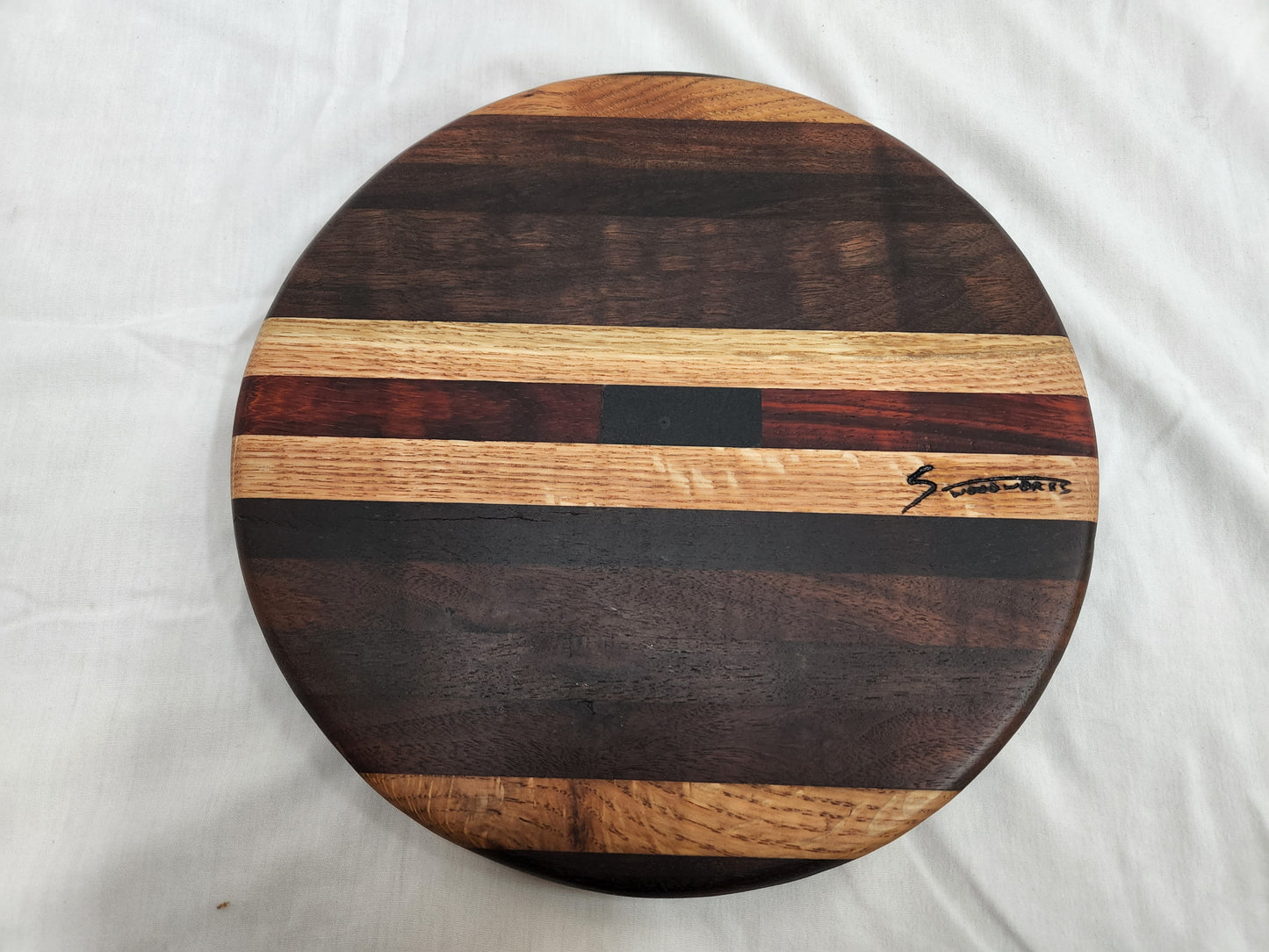 Cutting Board (Black Walnut and Red Oak)